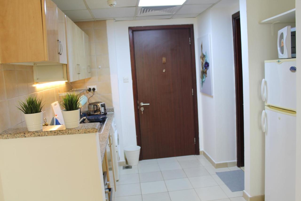 Bright, Spacious And Cozy شقة دبي