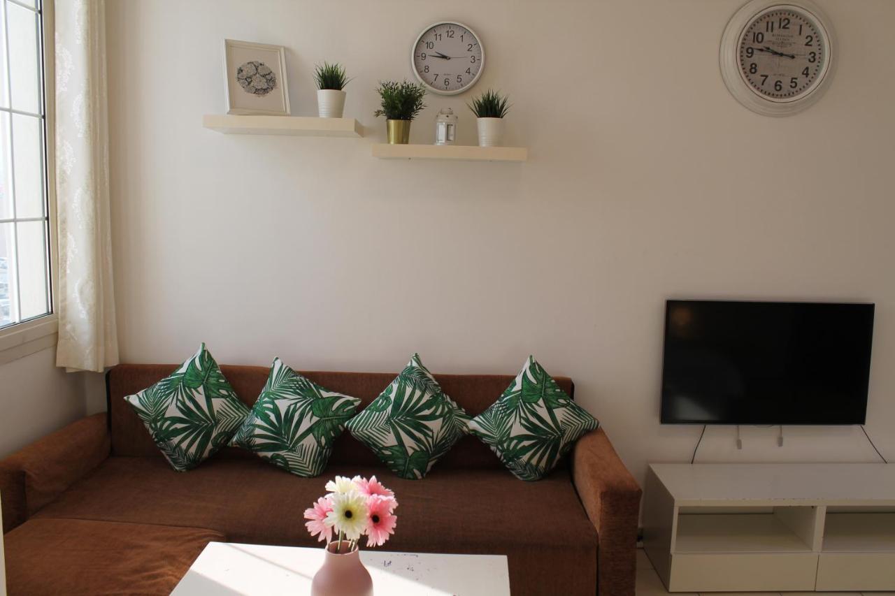 Bright, Spacious And Cozy شقة